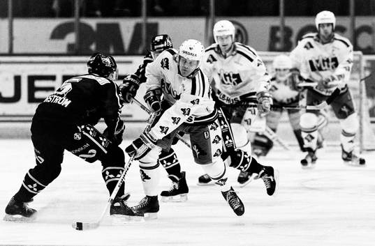 Bläddra bland fler bilder av Ishockey, Elitserien, AIK - Malmö, 1-7