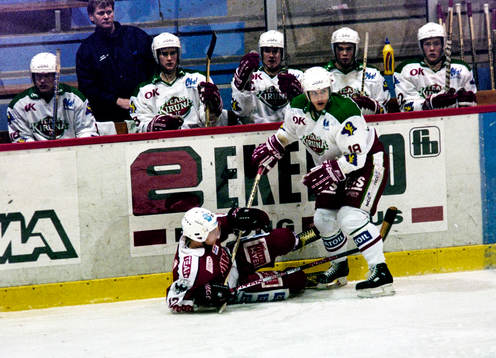 Kirunas Mikael Vanhaniemi och örebros Patrik Zetterberg