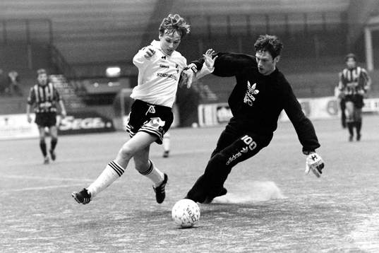 Anders Karlsson, Hässleholm rundar djurgårdens målvakt