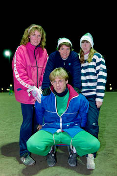 Maria Aaltonen, Pia Sundhage och Ann Rundqvist bakom Paul