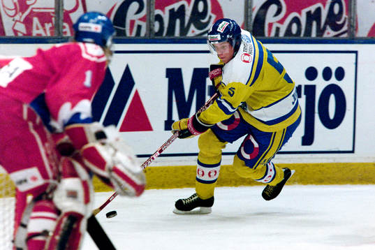 Patrik Juhlin, Sverige