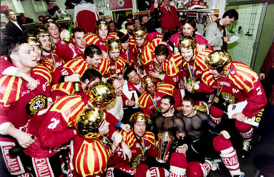 Jubel i brynäs omklädningsrum