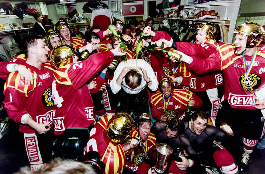 Jubel i brynäs omklädningsrum