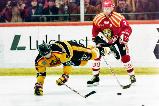 Bläddra bland fler bilder av Ishockey, Elitserien, SM-Final 4, Luleå - Brynäs, 2-6
