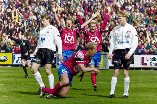 Mats Magnusson och Helsingborg jublar