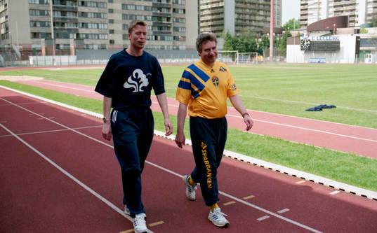 Johnny Ekström och läkaren Jan Ekstrand