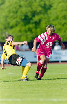 Patrik Lennartsson, Hässleholm i kamp om bollen