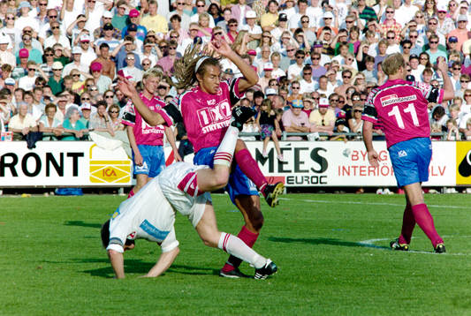 Henrik Larsson, Helsingborg i kamp om bollen