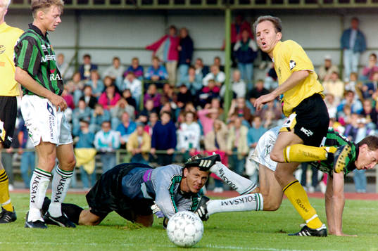 Miguel Toré, Hässleholm framför gais målvakt Sören