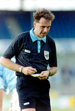 Lennart Elofsson, Halmstad domare i matchen