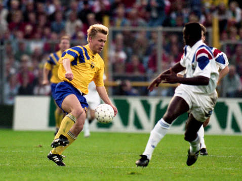 Pär Zetterberg med bollen