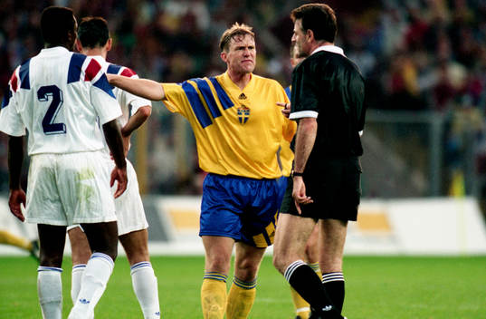 Jan Eriksson är förgrymmad på domaren