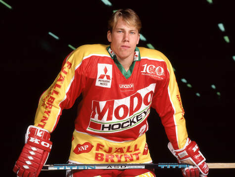 Peter Forsberg of MoDo (Swedish hockey league Elitserien)