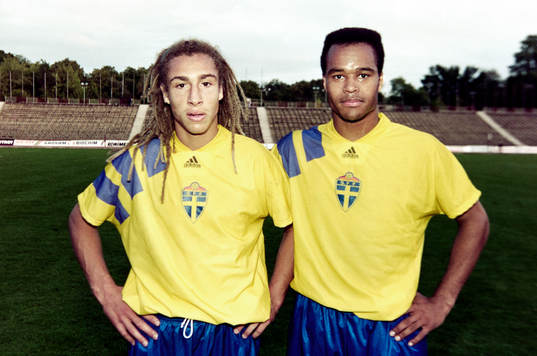 Henrik Larsson och Filip Apelstav, Sverige