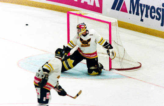 Tommy Salo, målvakt i Västerås