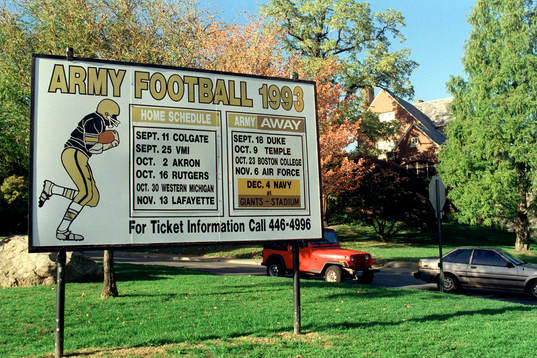 West Point Militärakademi, Army Football 1993, Skylt