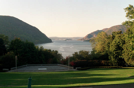 West Point Militärakademi, Sjö, Vatten, Grönområde,