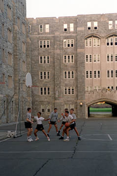West Point Militärakademi, Basketboll, Spel, Byggnad