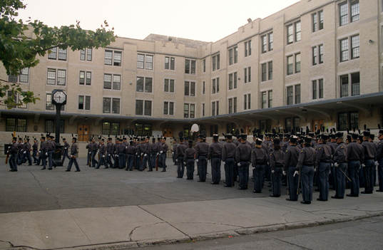 West Point Militärakademi, Parad, Byggnad