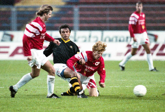 Vadim Jevtushenko, AIK i kamp om bollen