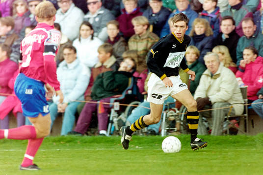 Mattias Johansson, AIK med bollen