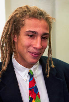 Henrik Larsson möter media