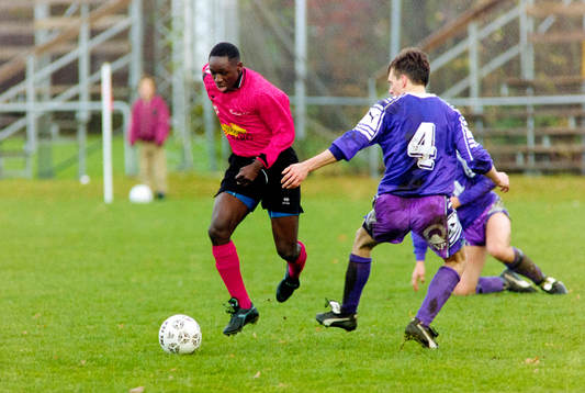 Moses Nsubuga, Vasalund tar sig förbi opes Johan Svedberg