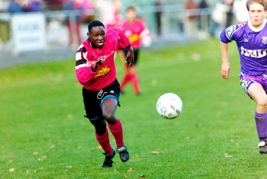 Moses Nsubuga, Vasalund med bollen