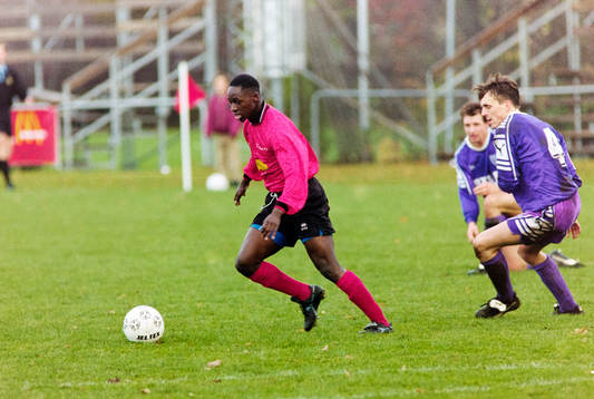 Moses Nsubuga, Vasalund tar sig förbi opes Johan Svedberg