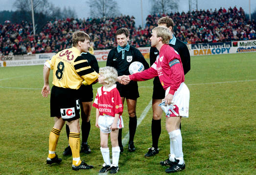 Fotboll, Kval till Allsvenskan, Degerfors - IFK