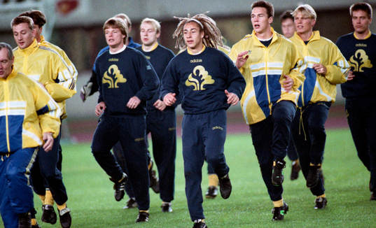 Henrik Larsson i centrum
