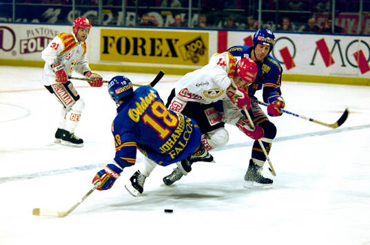 Thomas Johansson, Djurgården flyger in i en brynässpelare