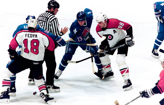 Mats Sundin, Quebec i en tekning med Eric Lindros,