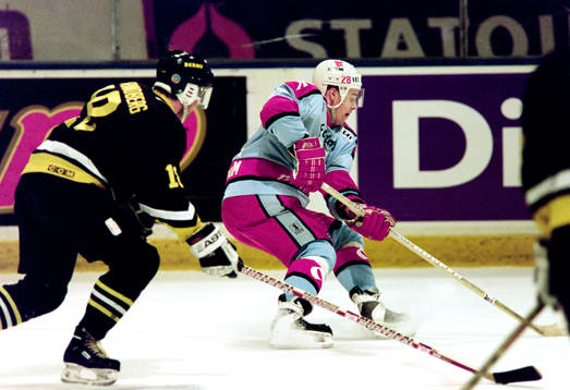 Tomas Holmström, Boden med pucken