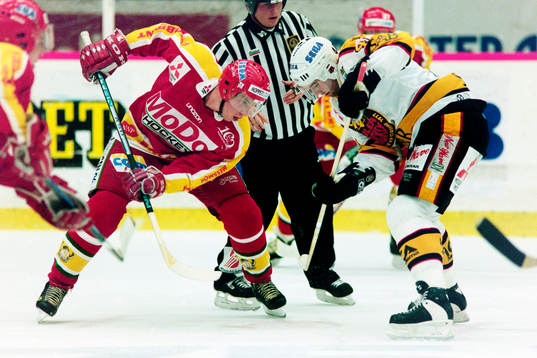 Bläddra bland fler bilder av ishockey, Elitserien, Modo - Luleå, 8-5
