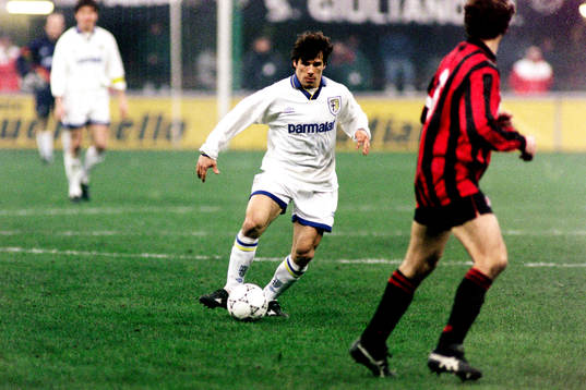 Gianfranco Zola, Parma med bollen