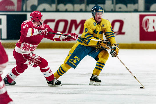 Kenny Jönsson, Sverige med pucken