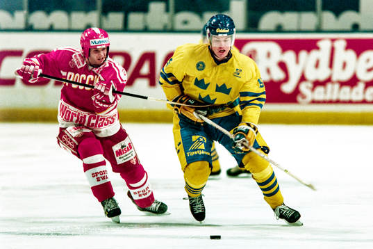 Kenny Jönsson, Sverige med pucken