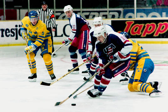 John Lilley, USA med pucken