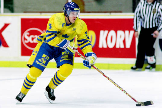 Patrik Juhlin, Sverige