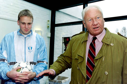 Jonas Wirmola och Hans Cavalli-Björkman, ordförande i
