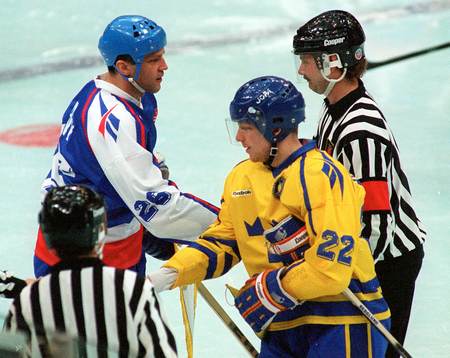 Ishockey, OS. Charles Berglund i matchen mot Slovakien