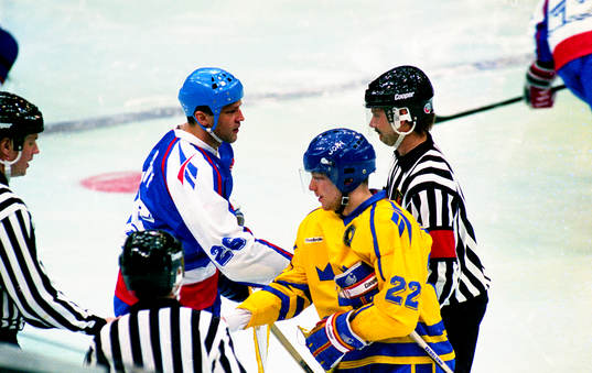 Peter Stastny, Slovakien och Charles Berglund, Sverige,