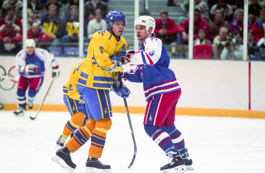 Patrik Juhlin, Sverige