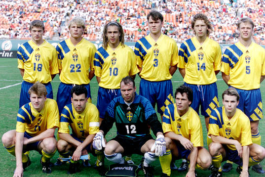 Sveriges startelva. Bakre fr.v. Jesper Blomqvist, Mats