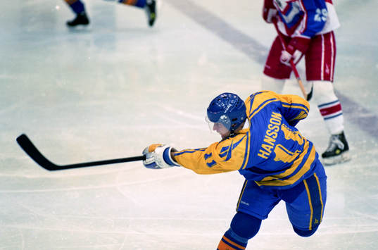 Peter Hansson, Sverige