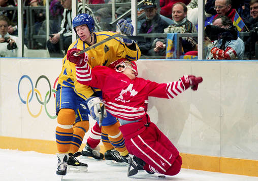 Roger Johansson, Sverige