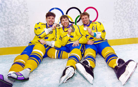 Håkan Loob, Mats Näslund och Tomas Jonsson med sina