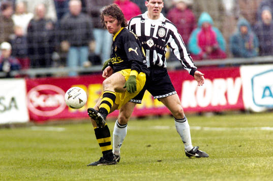 Dick Lidman, AIK med bollen