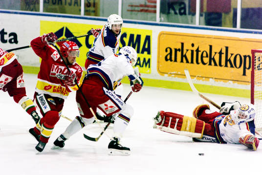 Situation framför malmös målvakt Roger Nordström